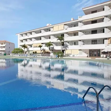 Summerland Luxury In Cristianos Apartment